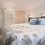 Vliegend Hert Direct In De Op De Veluwe Semesterbostad *